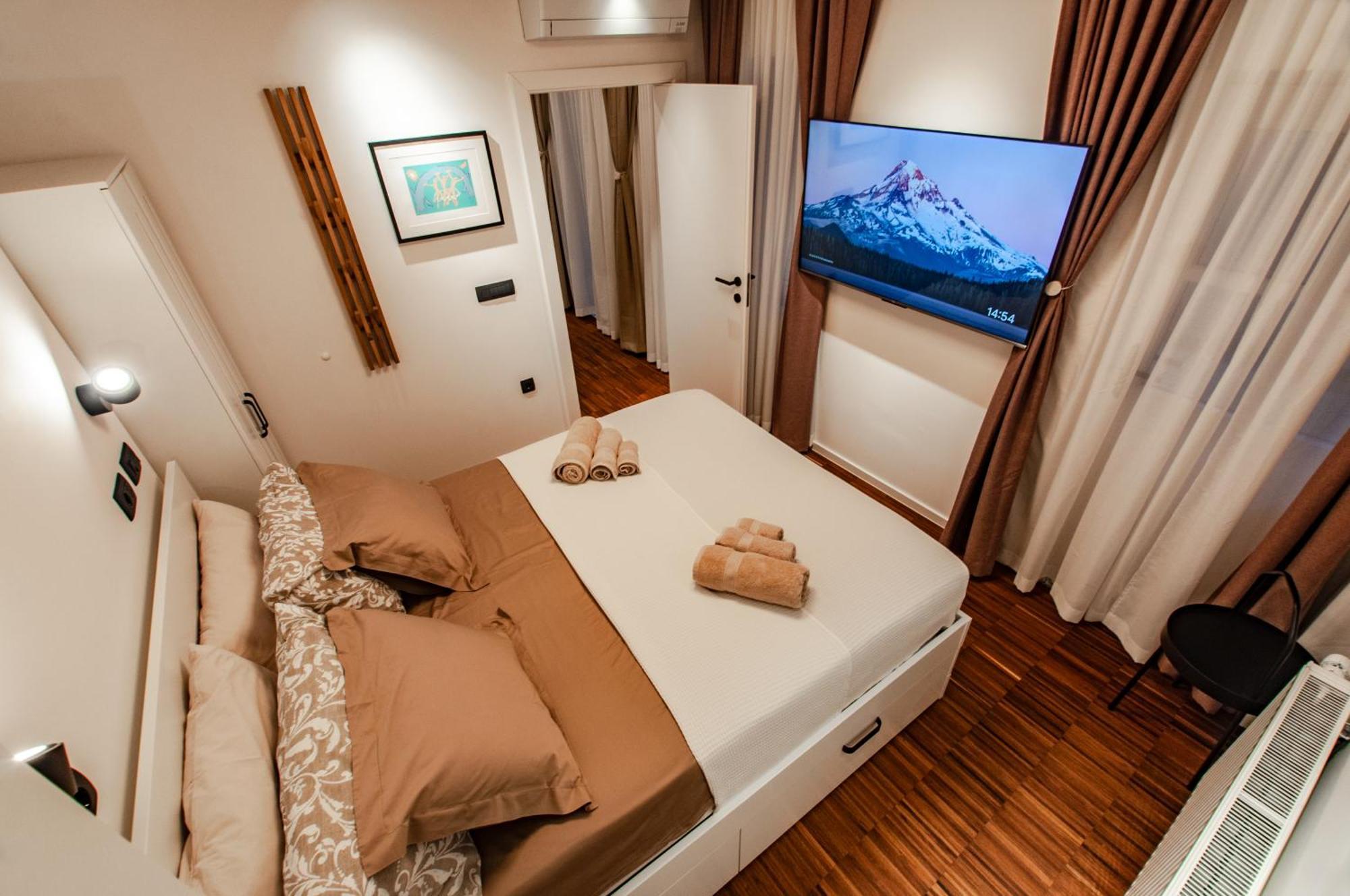 Six In The City Apartment, Ljubljana Extérieur photo