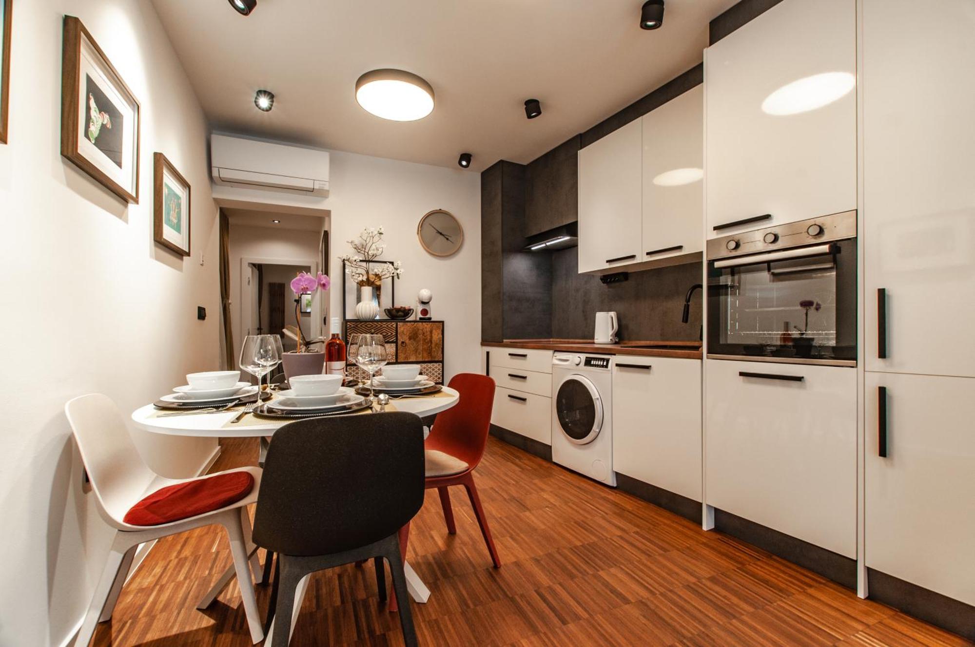Six In The City Apartment, Ljubljana Extérieur photo